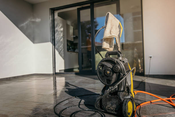 Best Driveway Pressure Washing  in Osage, IA